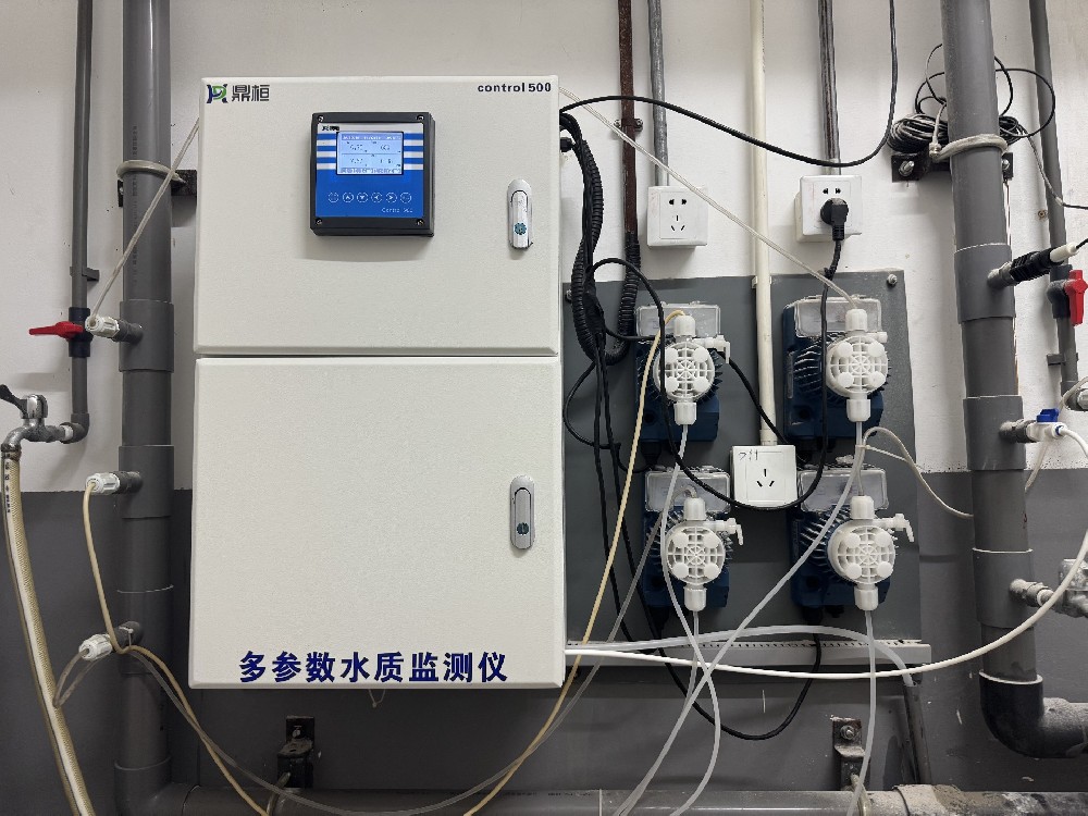 上海某实验学校选用鼎桓Control 500多参数水质监测仪，打造智慧化水质管理新标杆